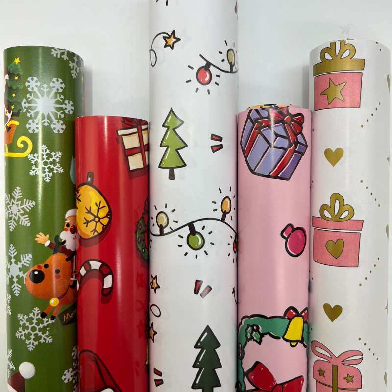 WRAPLA Wrapping Paper Roll - Cute Cartoon Christmas Gift Wrap Paper Flat Sheet for Wedding, Birthdays, Valentines, Party - 5 Rolls-25 Sheets - 70 cm X 50cm Per Sheet