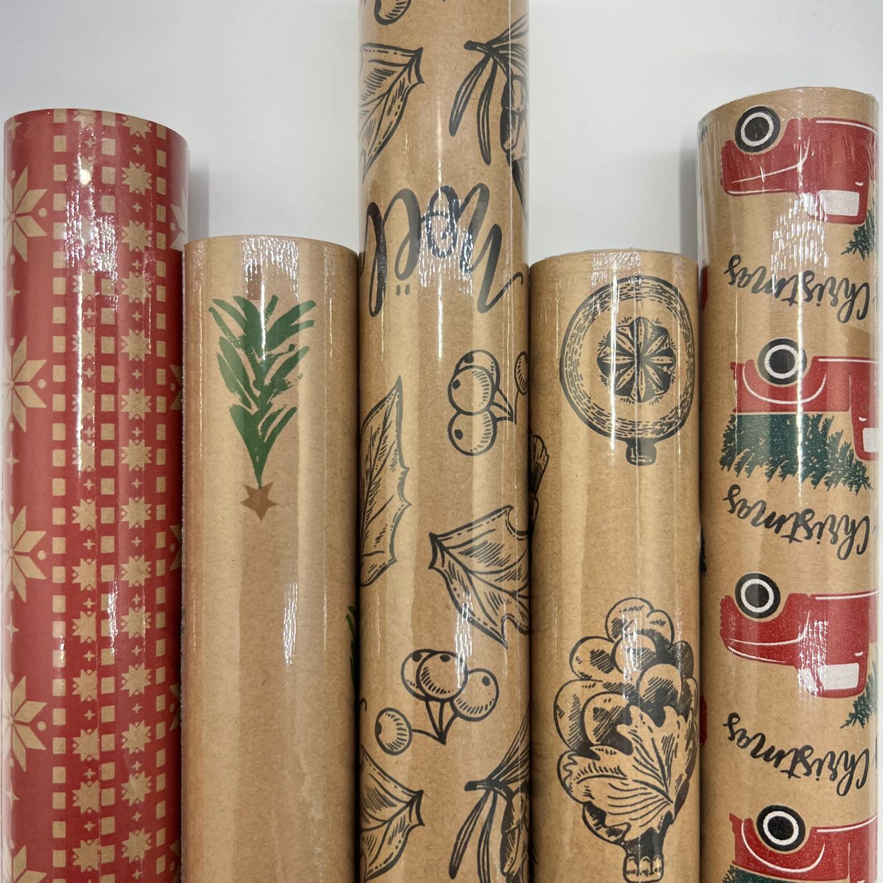 WRAPLA Christmas Wrapping Paper - Kraft Paper with Red and Green Pattern for Wedding, Birthdays, Valentines, Christmas - 5 Roll - 76 cm X 3 m Per Roll